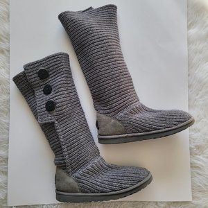 UGG Womens Cardy Button Knit Pull On Boots Winter Sz 9 Gray